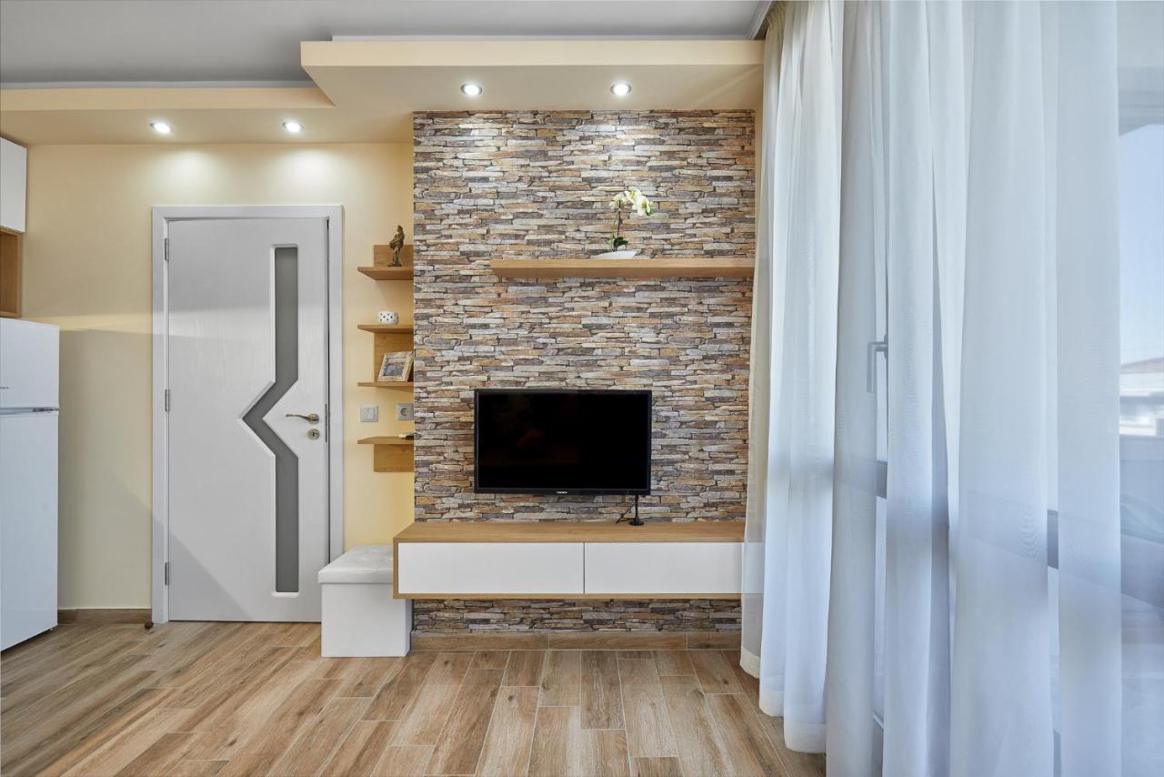Romance Apartament & Free Parking Burgas Esterno foto